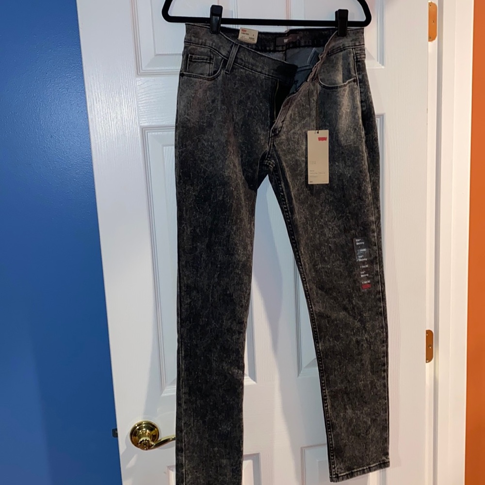 NWT Levi Jeans